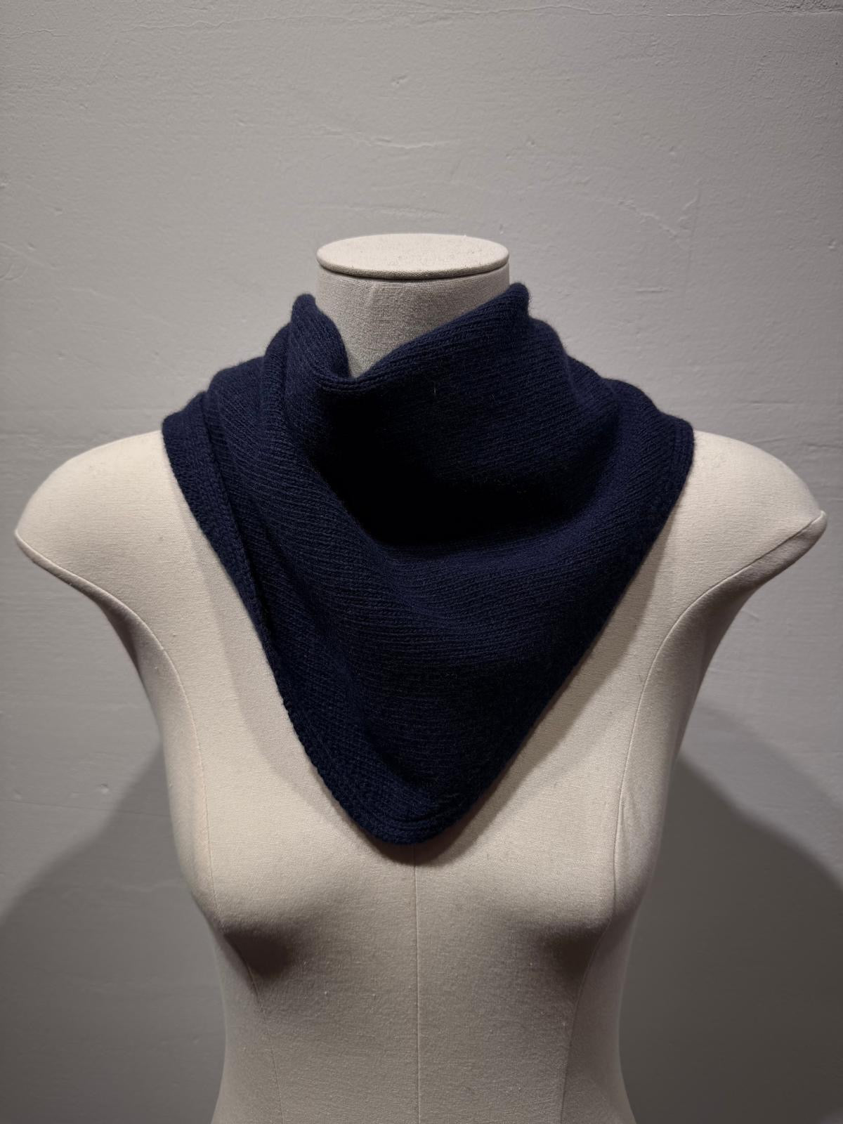 Anna sjaaltje marine