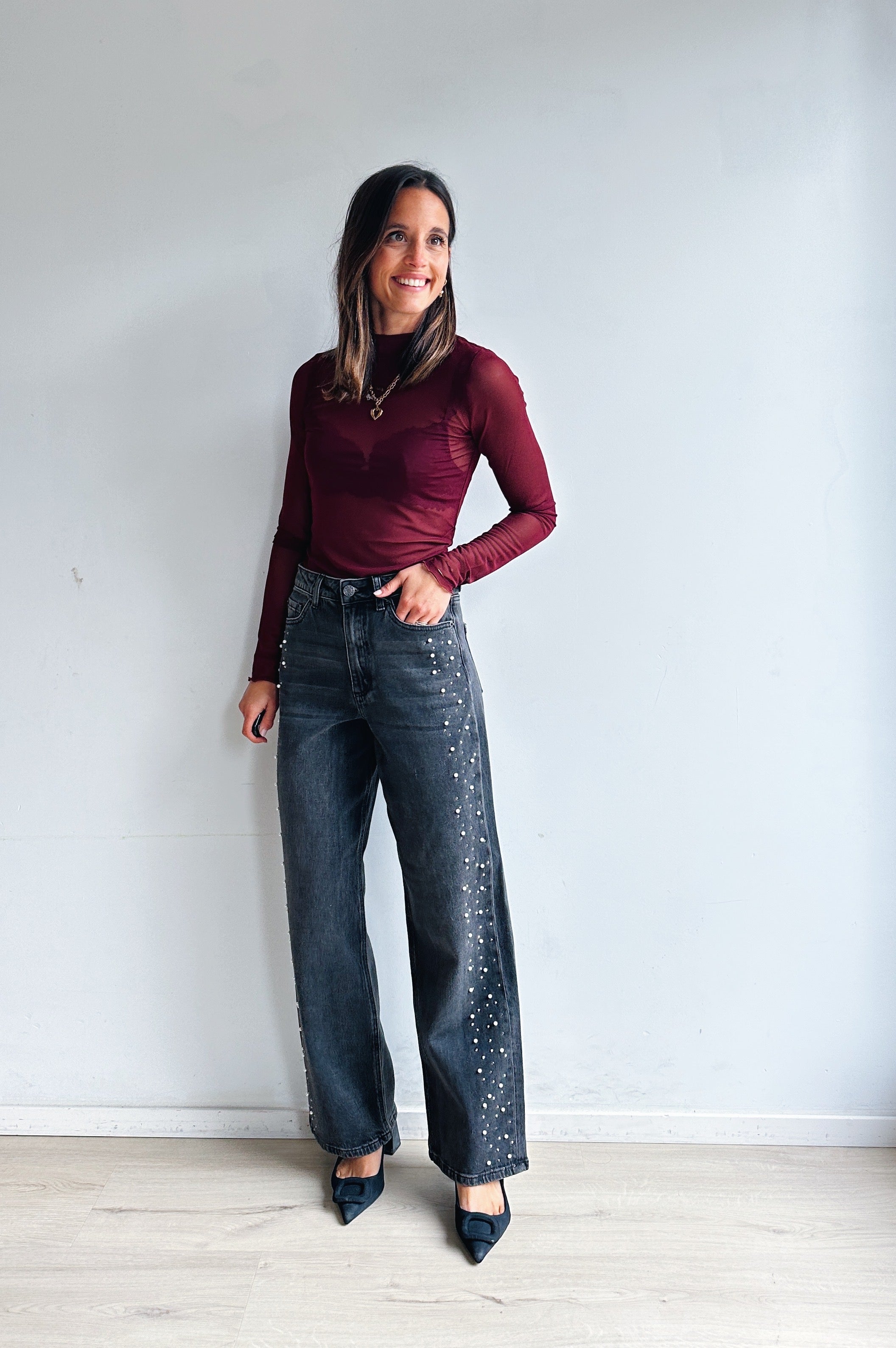 KApetra jeans