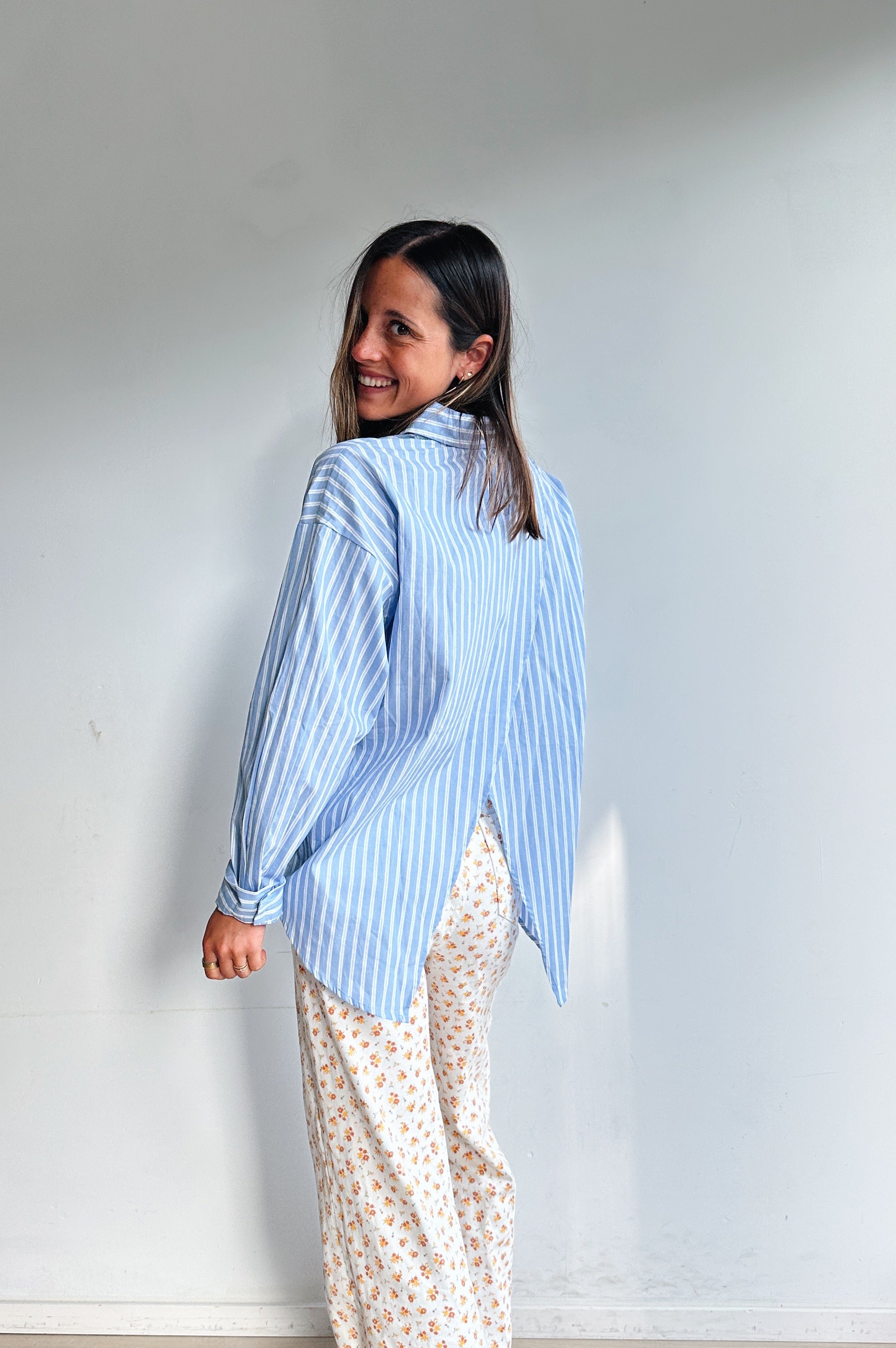 Almira blouse blauw