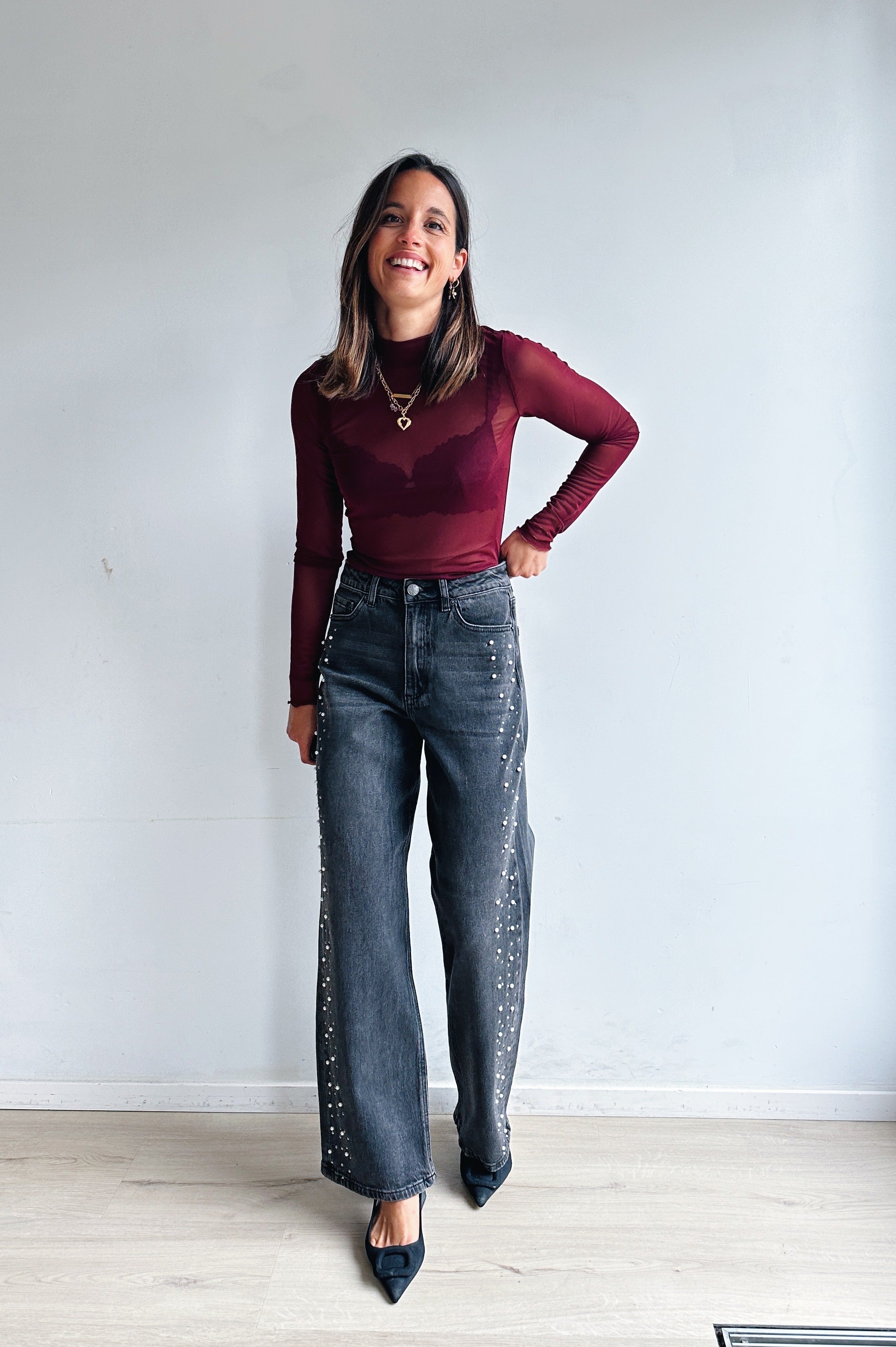 KApetra jeans