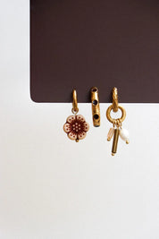 Brown dottie hoop