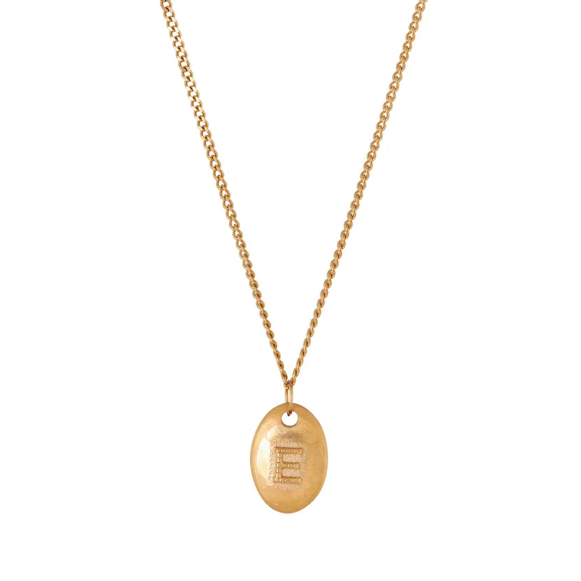 Letter charm goud dots