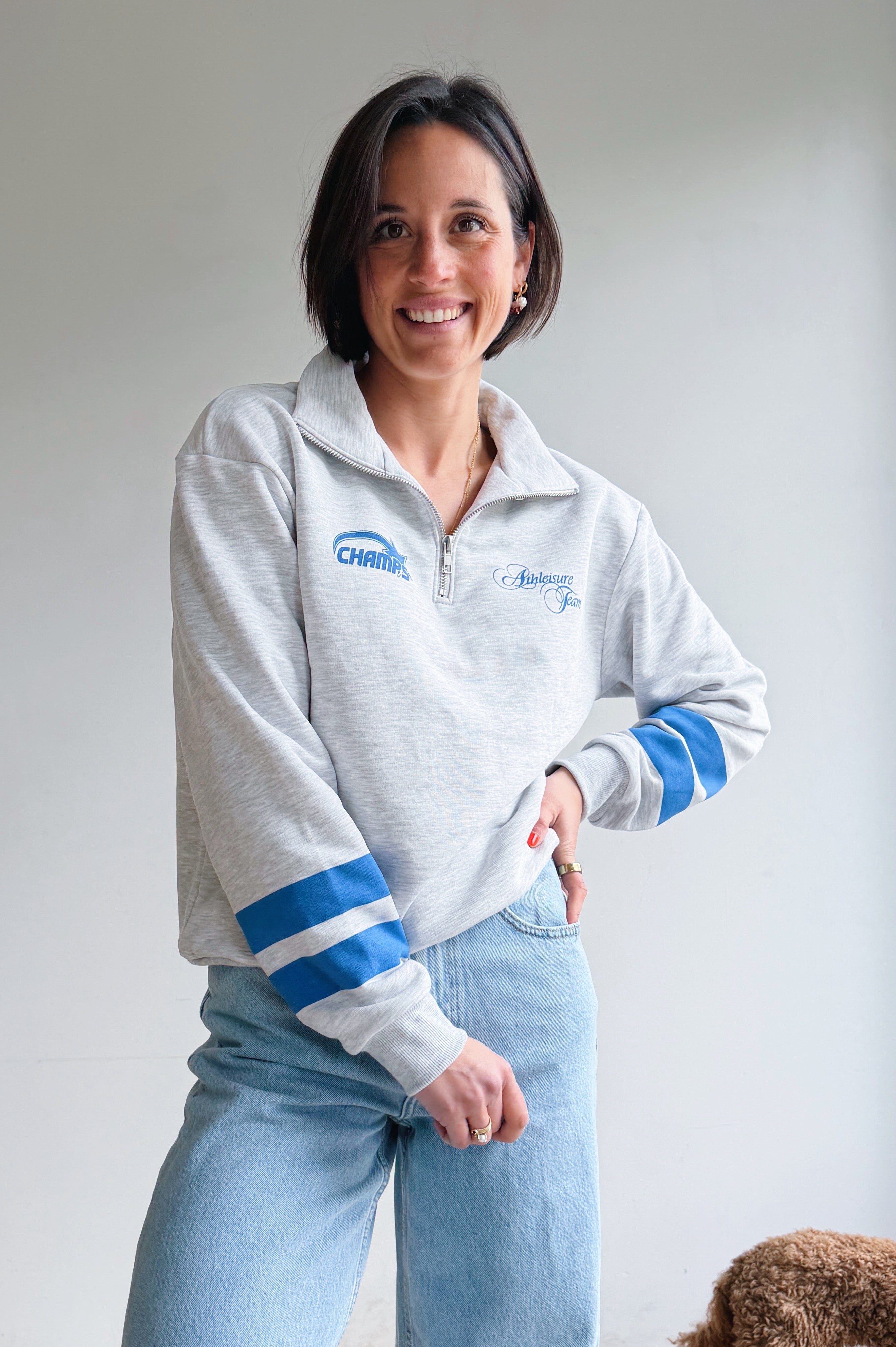 Logo stripes zip sweater