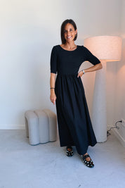 Robe Monna