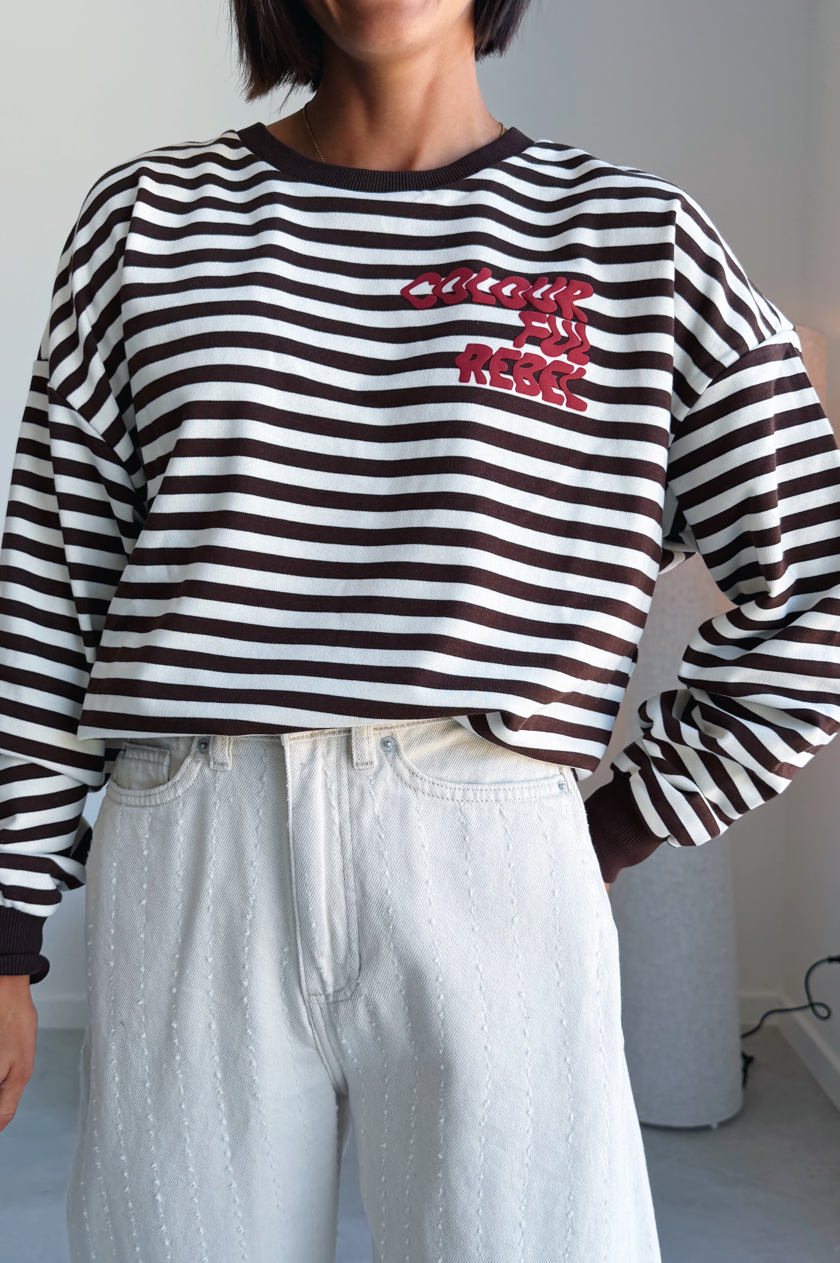 Striped wavy logo longsleeve