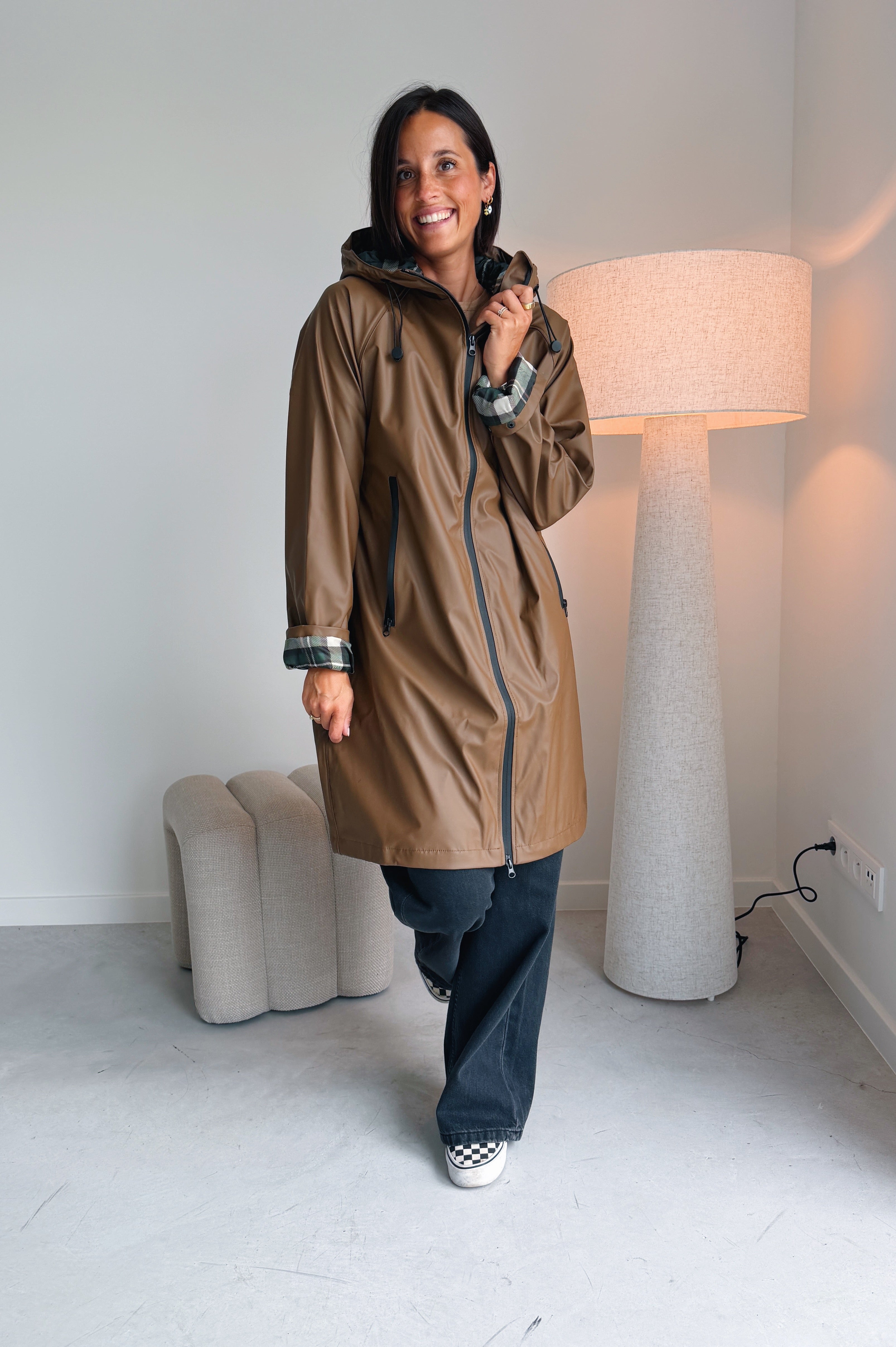 Avan regenjas camel