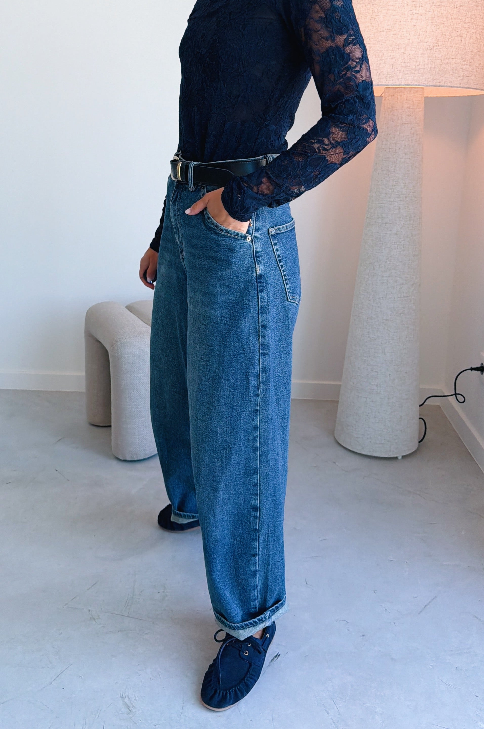 Amelie cropped barrel jeans