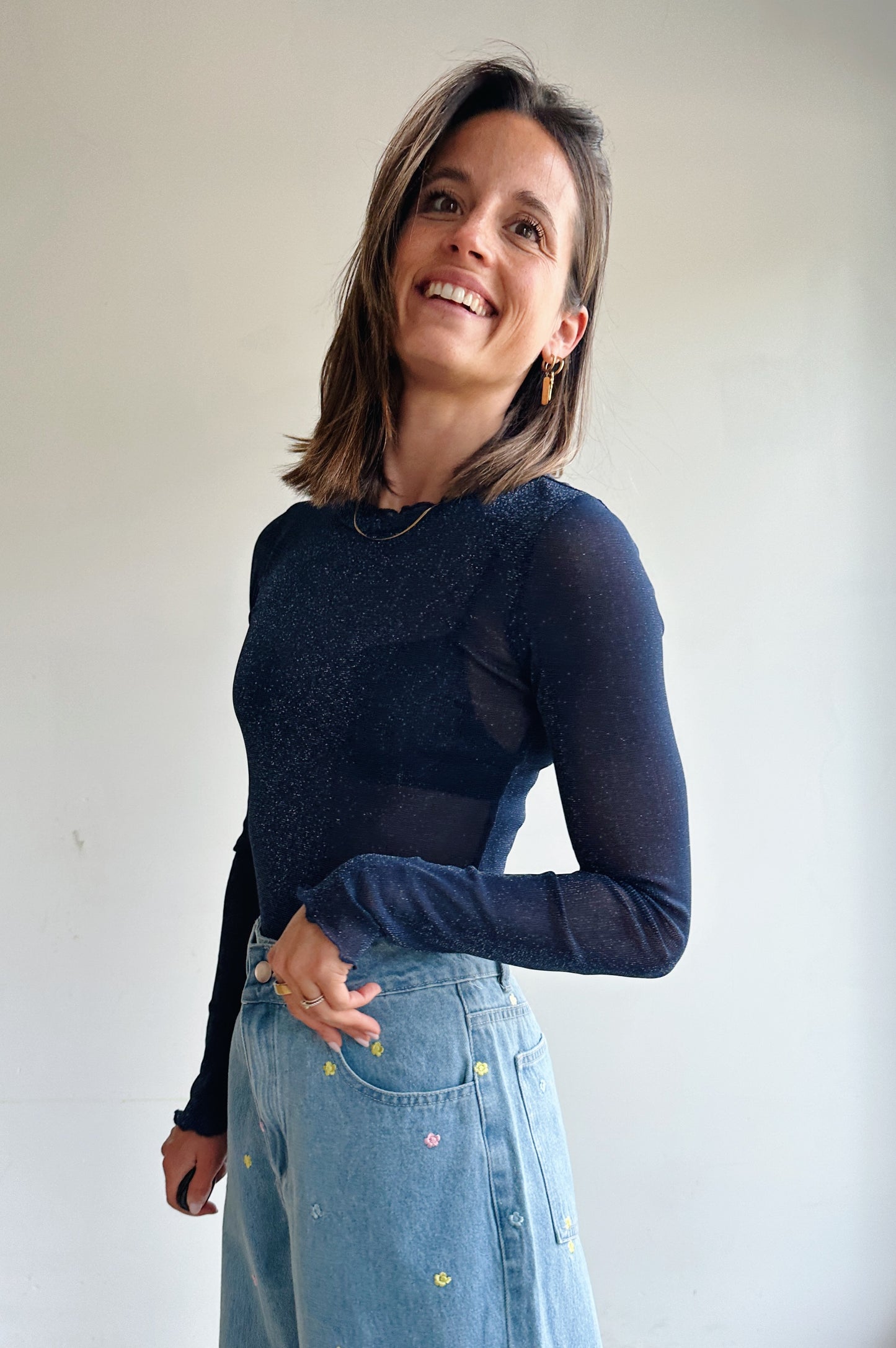 Markhild mesh top