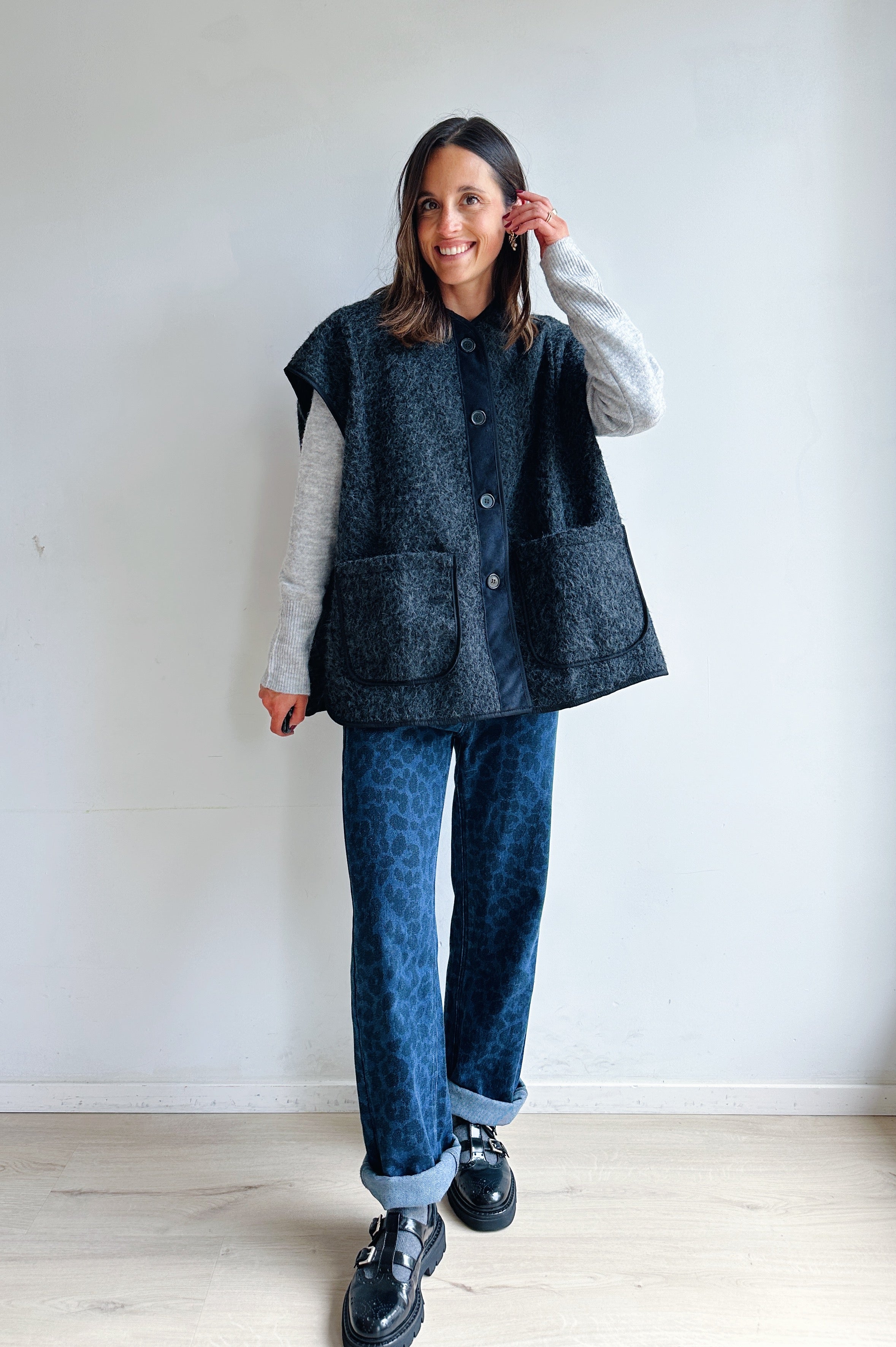 Amber vest