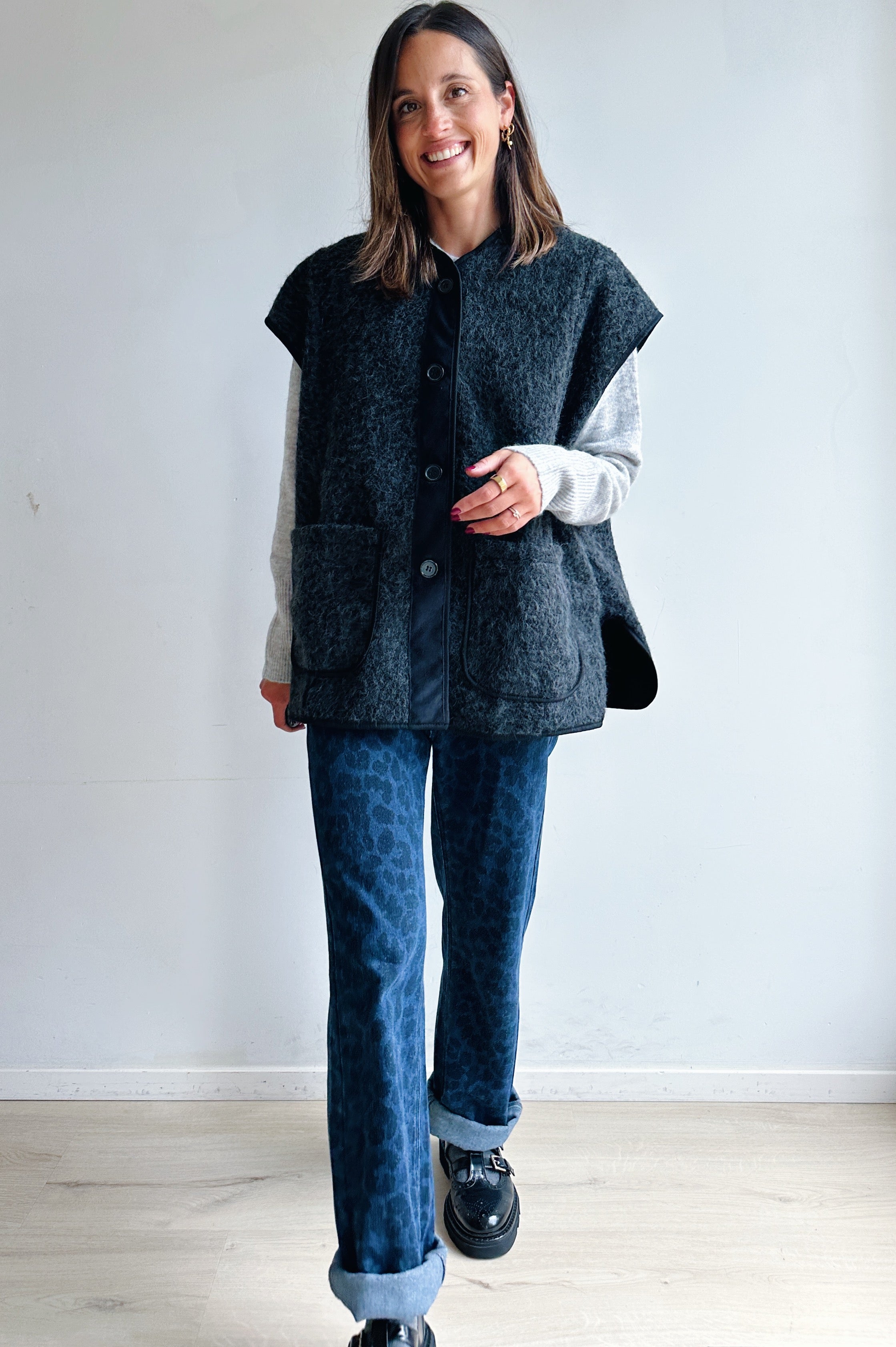 Amber vest