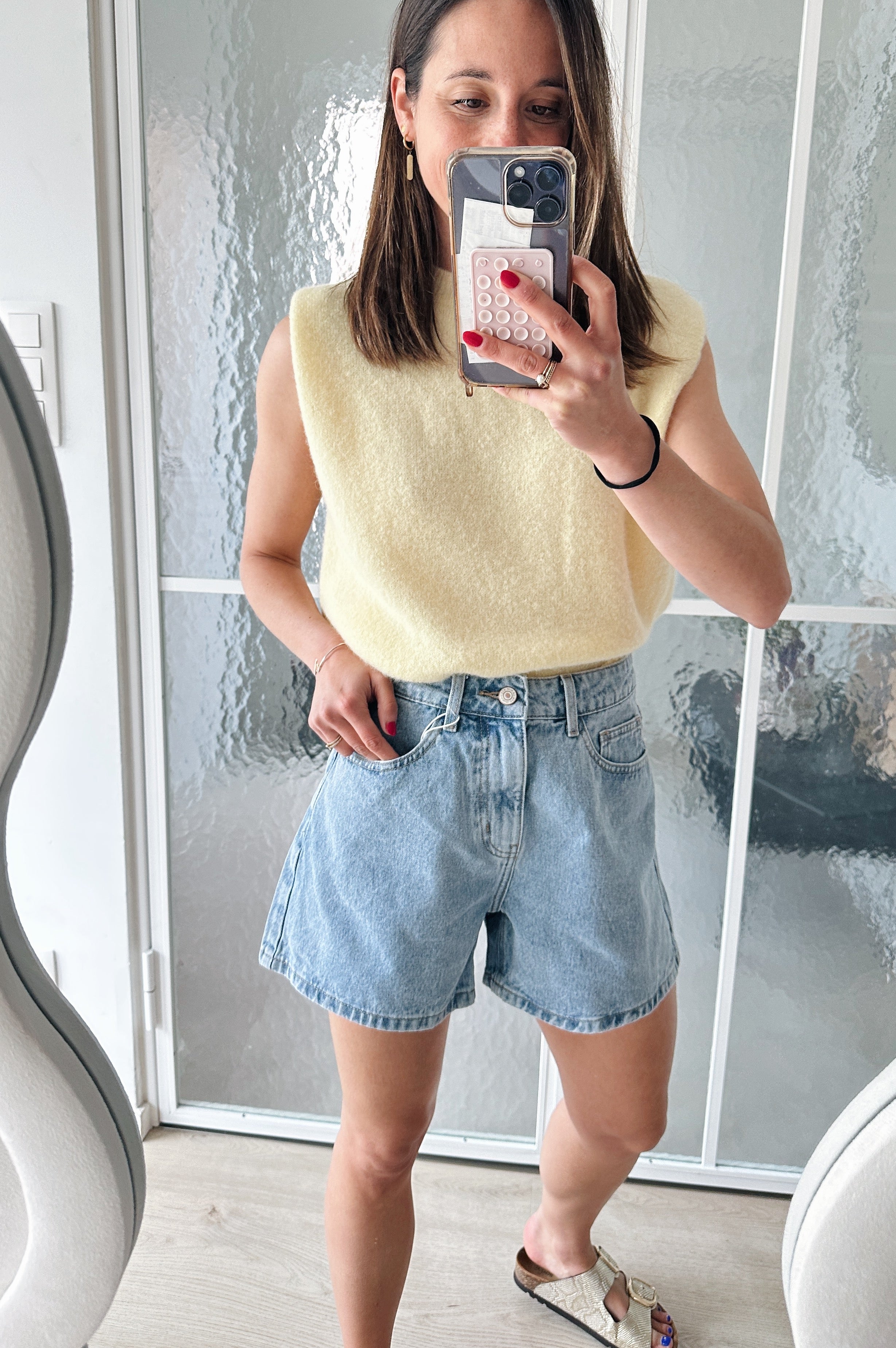 Lilly short