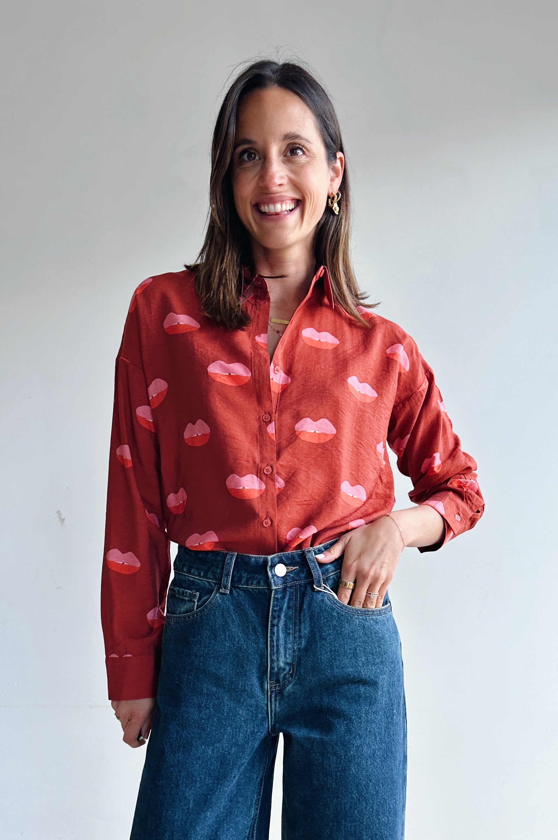 Kiss blouse