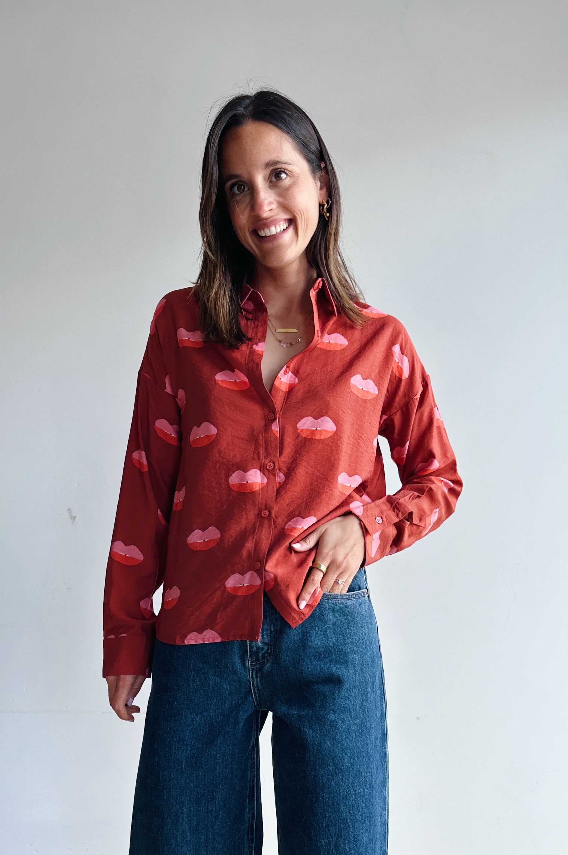 Kiss blouse