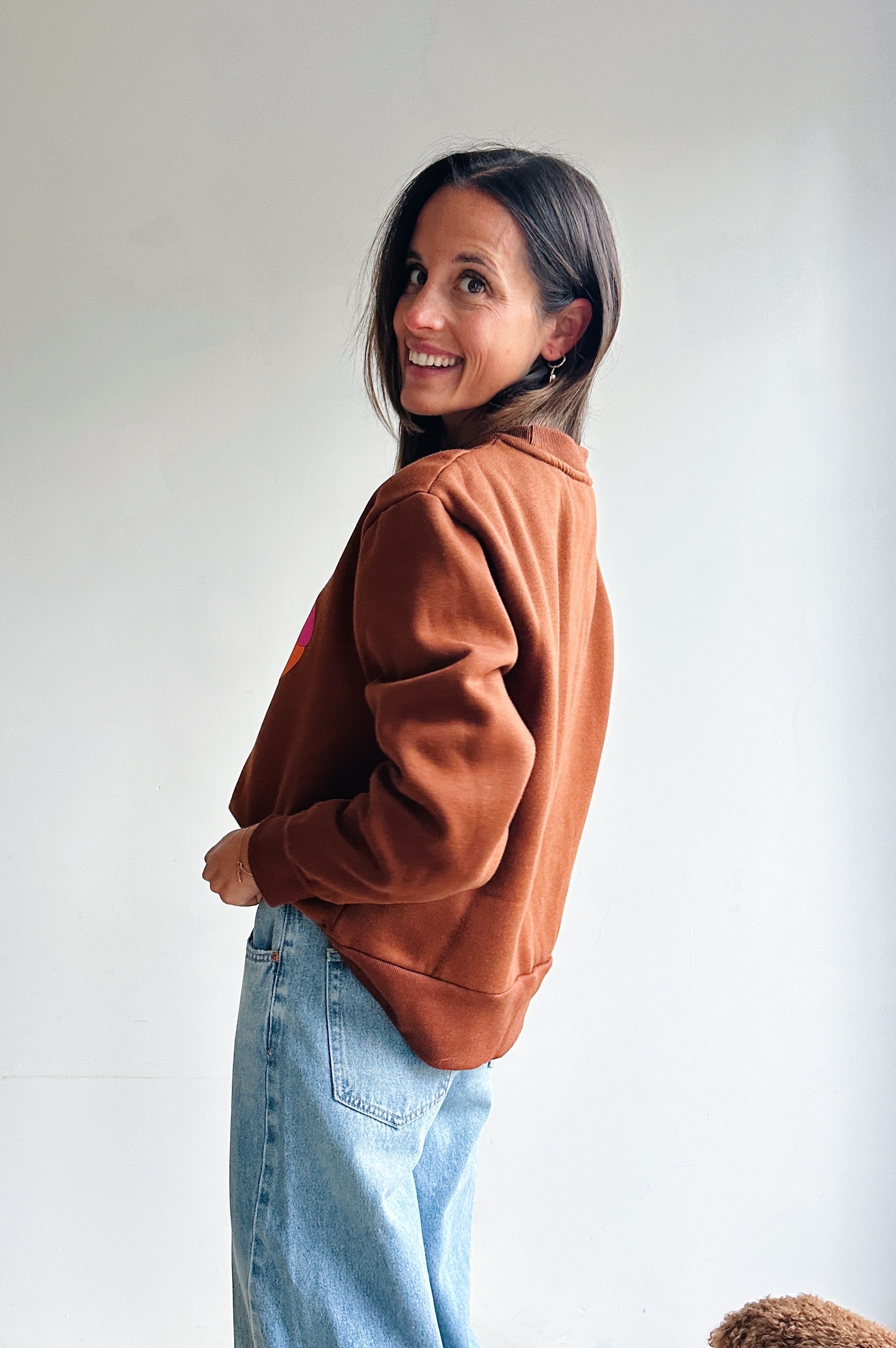 Lip sweater