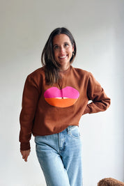 Lip sweater