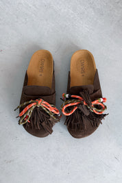 Sakai suede clog donkerbruin