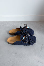 Sakai suede clog navy