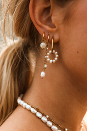 Mother of pearls hoop gold