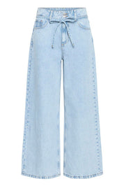 Kacila jeans