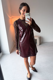 Xristina jurk oxblood
